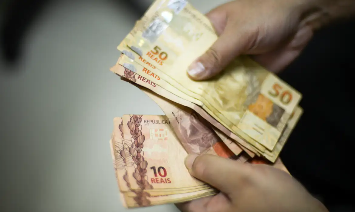Descontos indevidos serão devolvidos a beneficiários do INSS até 31 de dezembro