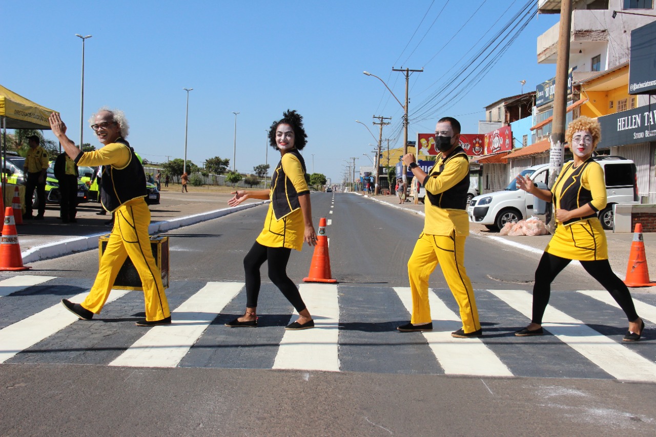 Blitz educativa celebra o Dia Mundial do Trânsito e da Cortesia ao Volante