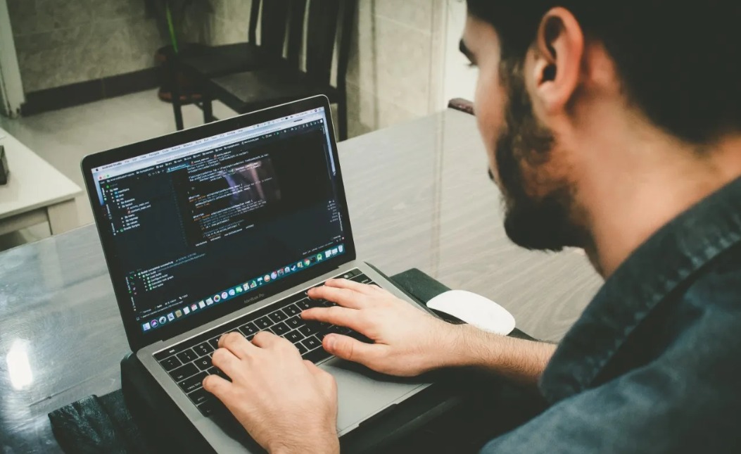 Ministério lança programa para formar profissionais para área de tecnologia
