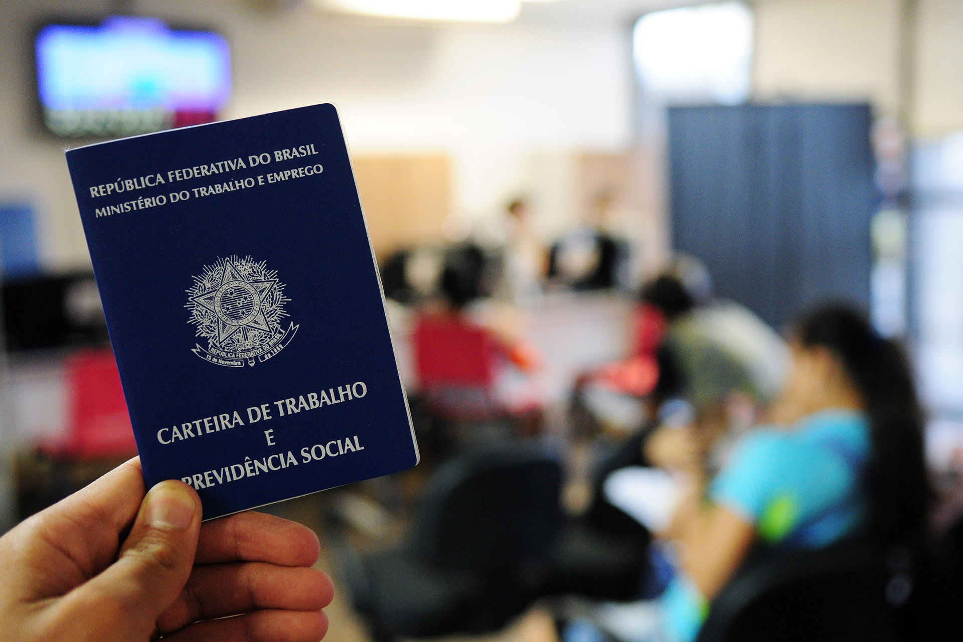 Agências do trabalhador têm 717 vagas abertas nesta segunda (5)
