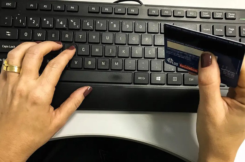 Projeto dificulta a venda, pela internet, de itens roubados