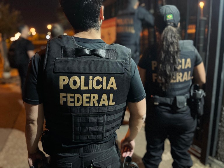Polícia Federal e CGU desarticulam esquema de desvio de recursos da saúde em Salvador