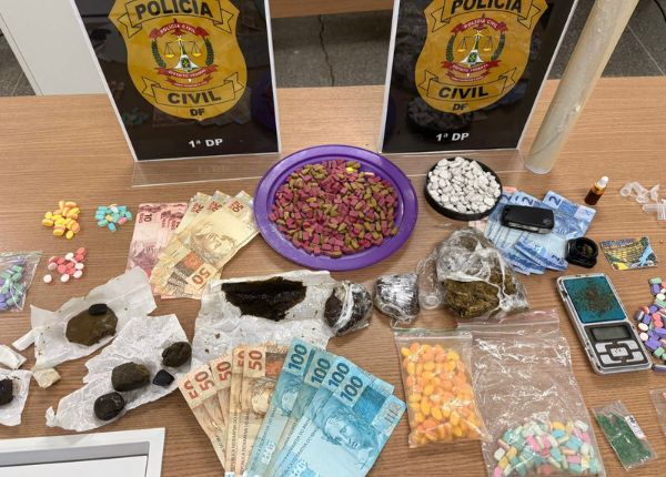 PCDF apreende mil comprimidos de ecstasy e prende dois por tráfico no Plano Piloto